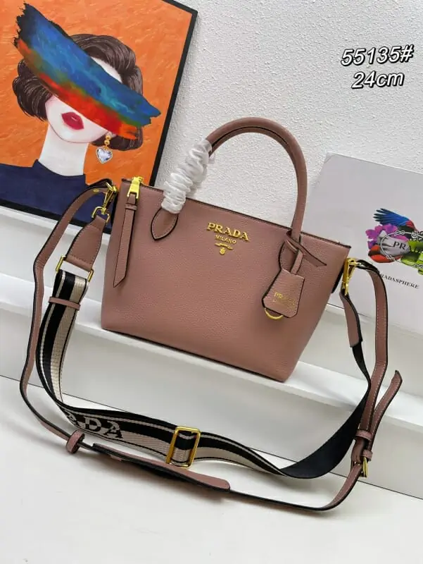 prada aaa qualite sac a main  pour femme s_117a130